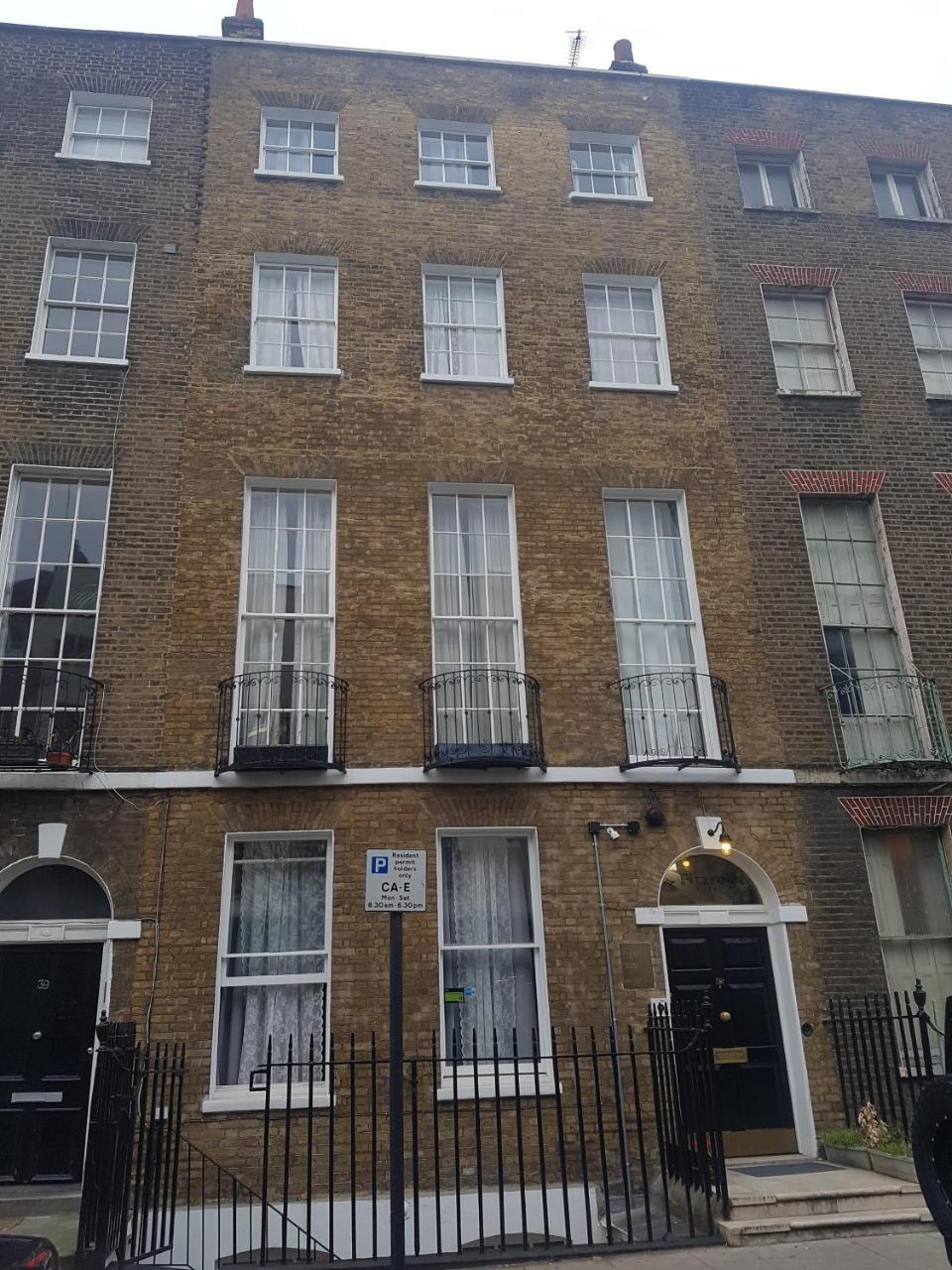 Fitzroy/Cosmo Hotel Londen Buitenkant foto